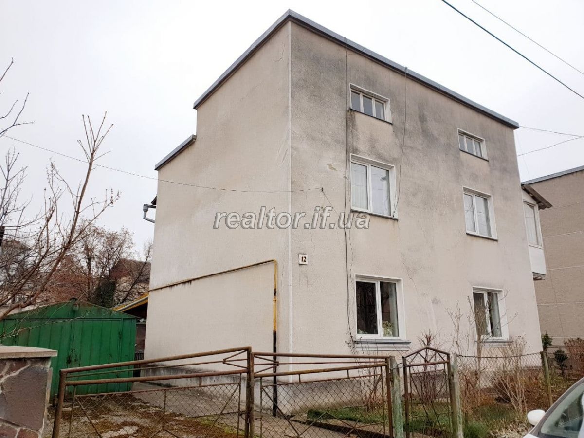 Budynok_v_tsentralnii_chastyni_mista_Prodazh_abo_obmin_19067_2_1607422634.jpg