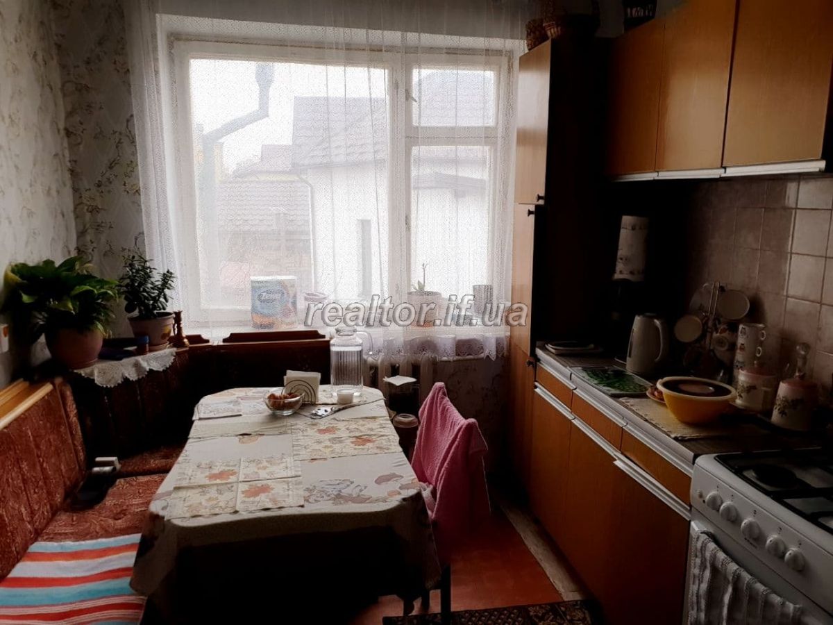 Budynok_v_tsentralnii_chastyni_mista_Prodazh_abo_obmin_19067_2_1607422832.jpg