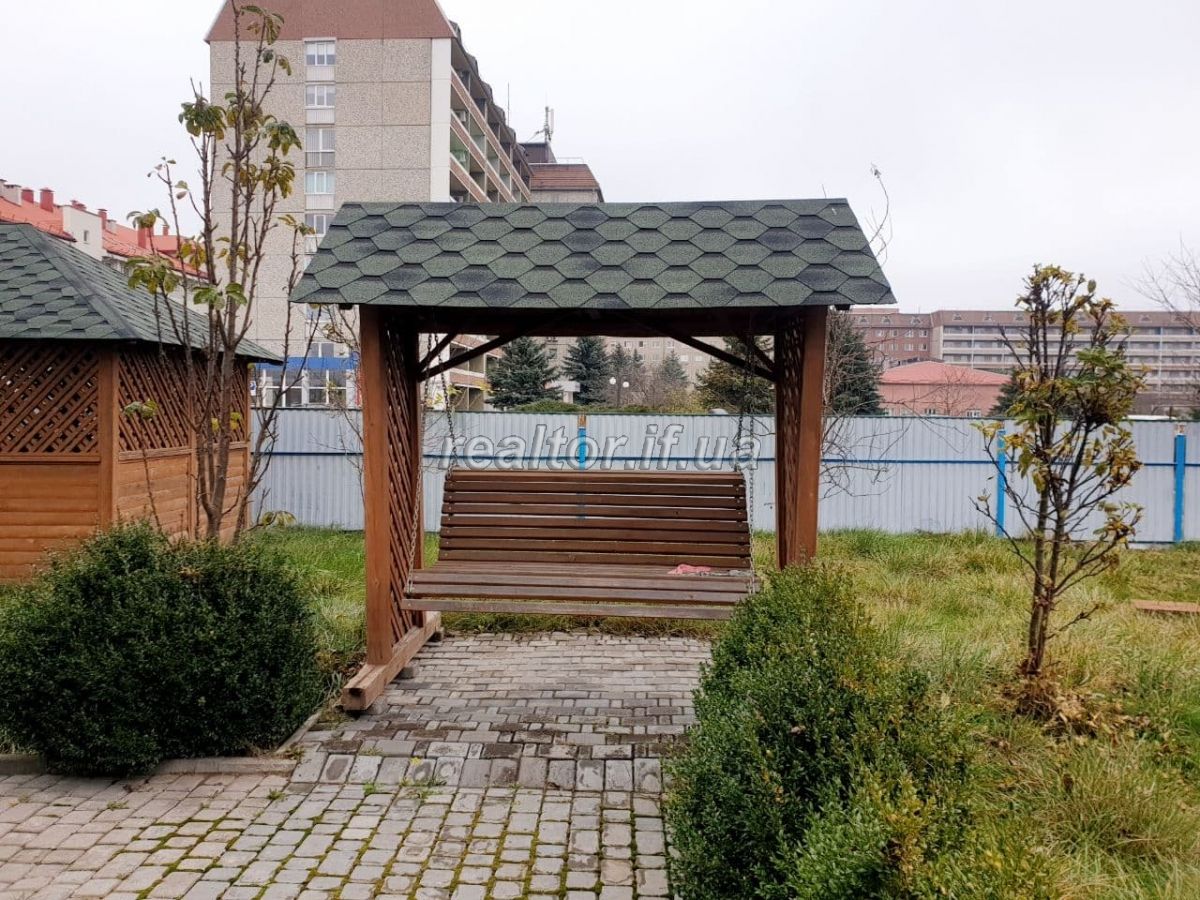 Budynok_v_zhylomu_stani_poruch_z_oblasnoyu_klinichnoyu_likarnoyu__18995_3_1605784531.jpg