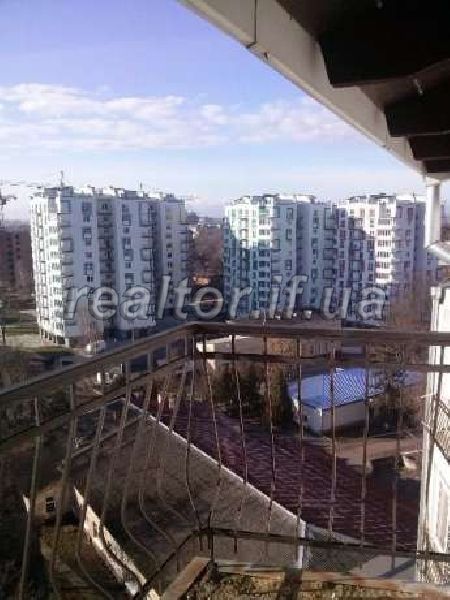 Dvorivneva_elitna_kvartyra-syrets_v_tykhomu_raioni_mista_po_vulytsi_Natsionalnoyi_Hvardiyi_11893_10_1477732788.jpg