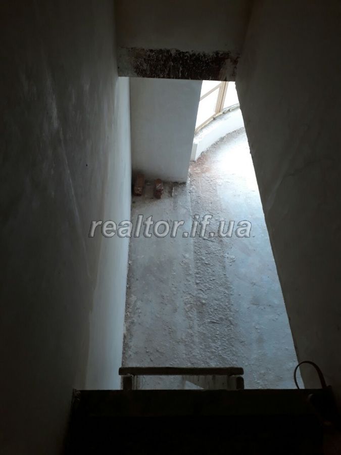 Dvorivneva_kvartyra_na_Kaskadi_iz_chornovym_remontom_vid_budivelnoyi_kompaniyi_Melnyk_13853_10_1505217355.jpg