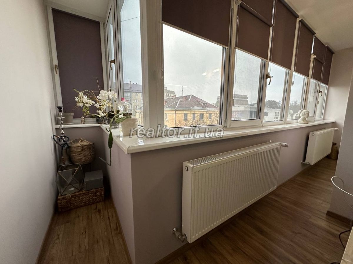 Dvorivneva_kvartyra_z_remontom_v_tsentri_mista_navproty_hotelyu_Nadiya_23570_25_1739370891.jpeg