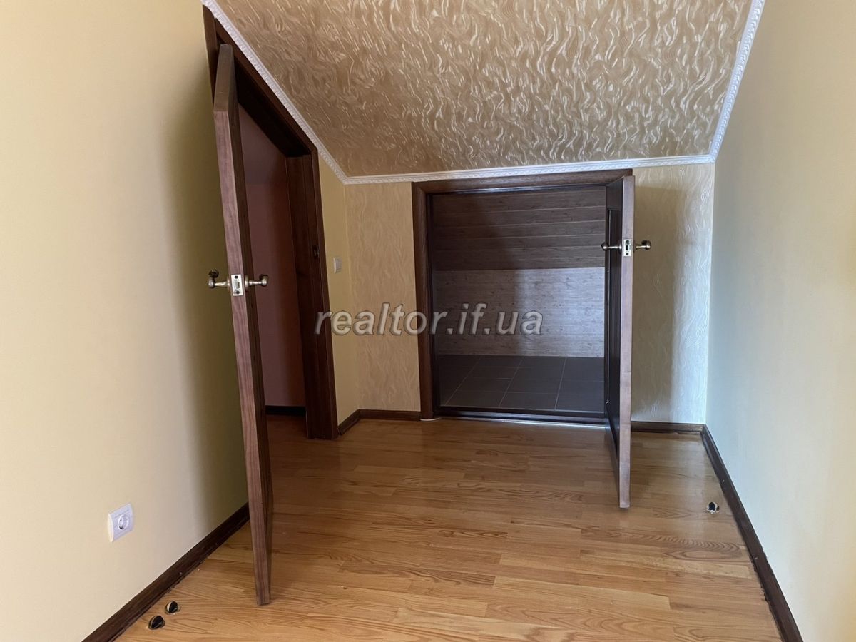 Elitna_dvorivneva_kvartyra_velykoyi_ploshchi_z_remontom_ta_meblyamy_v_mikroraioni_Pasichna_13919_9_1633691959.jpeg