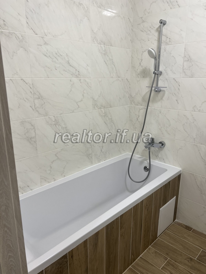Elitna_kvartyra_z_dorohym_remontom_ta_meblyamy_z_naturalnoho_duba_23069_3_1717064058.jpeg