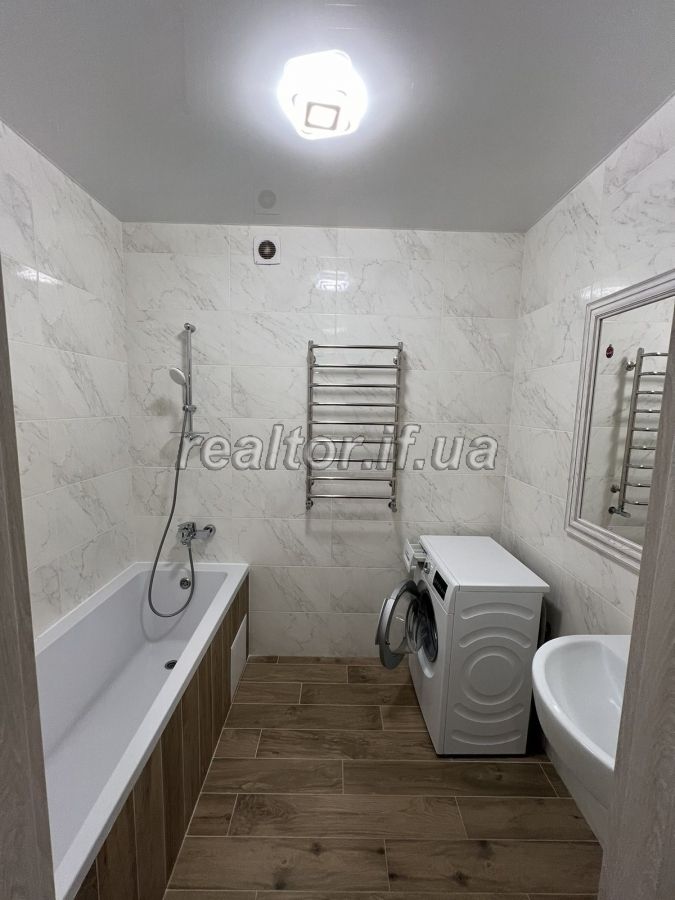 Elitna_kvartyra_z_dorohym_remontom_ta_meblyamy_z_naturalnoho_duba_23069_5_1717064058.jpeg