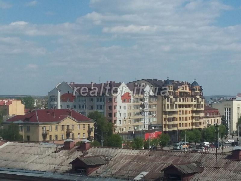 Elitna_prostora_i_svitla_kvartyra__v_samomu_sertsi_mista_po_vulytsi_Nezalezhnosti_Dokumenty_10694_3_1461585983.jpg