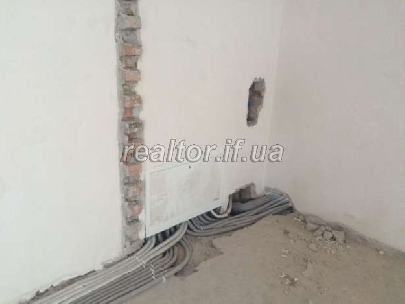 Elitna_velyka_kvartyra_-_syrets_v_tykhomu_tsentri_mista_po_vulytsi_Lermontova_11809_7_1476781893.jpg