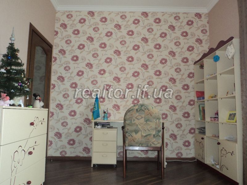 Elytnaya_4-kh_komn_kv_v_tsentre_7903_4_1426753541.jpg