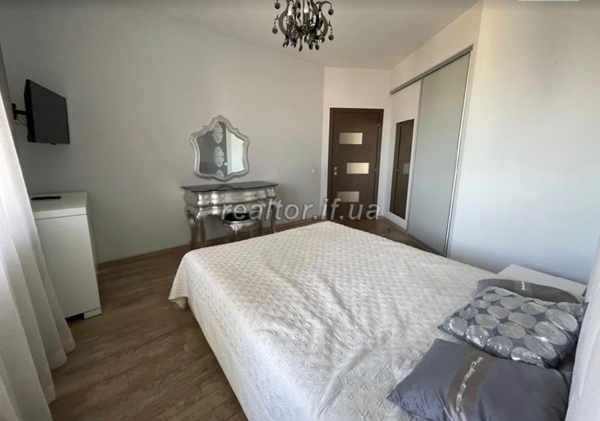 Harna_Elitna_Kvartyra_v_tsentri_mista_na_vulytsi_Pivnichnyi_Bulvar_21076_11_1638799306.png