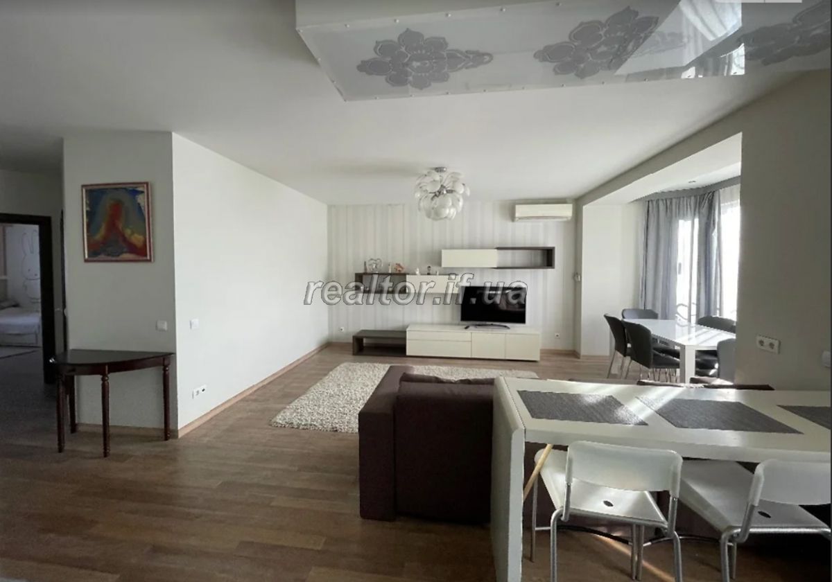 Harna_Elitna_Kvartyra_v_tsentri_mista_na_vulytsi_Pivnichnyi_Bulvar_21076_4_1638799304.png