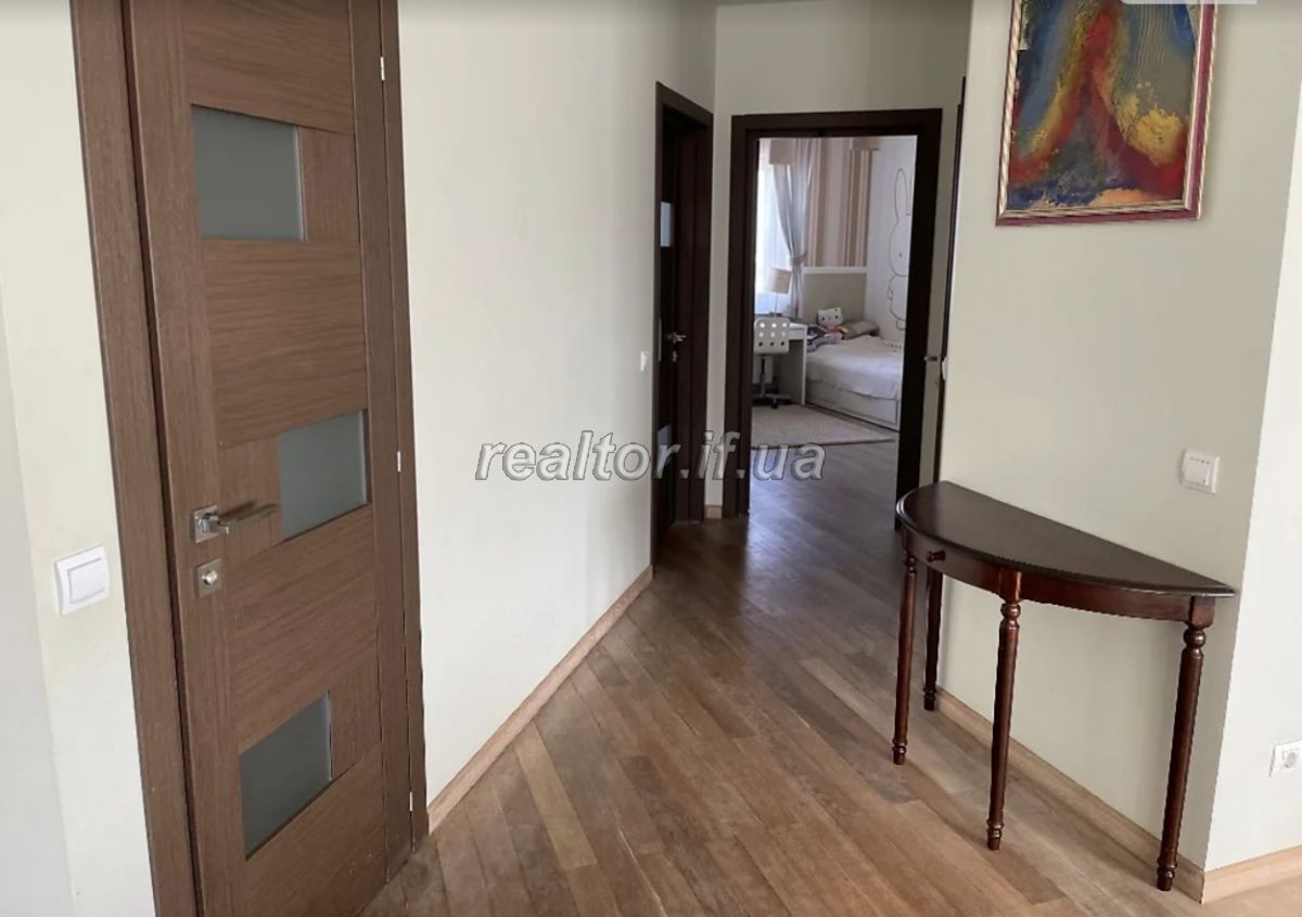 Harna_Elitna_Kvartyra_v_tsentri_mista_na_vulytsi_Pivnichnyi_Bulvar_21076_9_1638799305.png