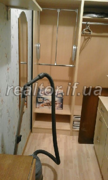 Harna_trykimnatna_kvartyra_v_novobudovi_v_tsentri_mista_na_vulytsi_Chornovola_9794_22_1463237437.jpg