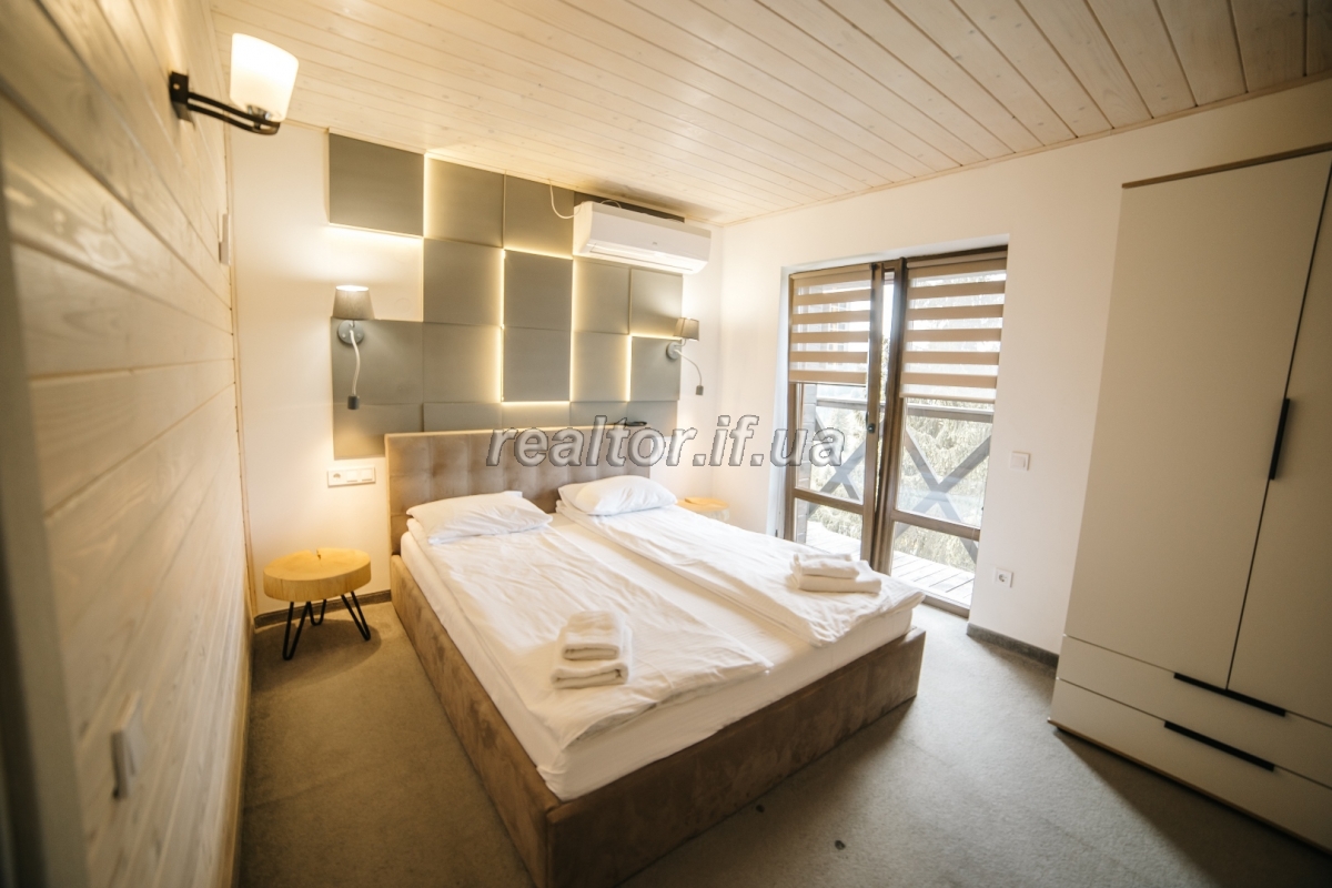 Hotel_Panorama_Karpat_-_komfortne_prozhyvannya_bilya_hirskolyzhnykh_tras_23138_2_1720015003.jpeg