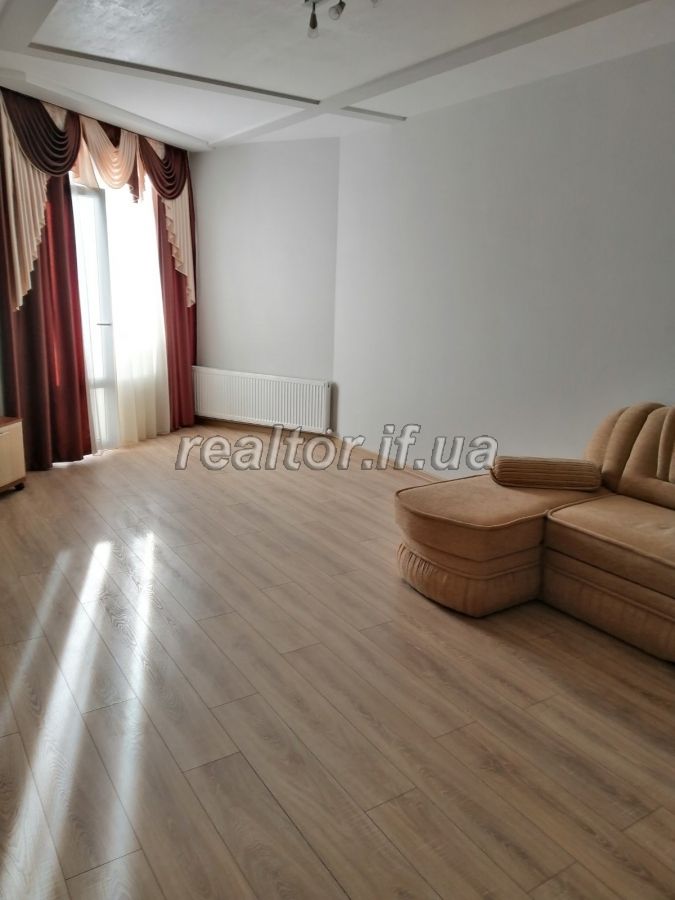 Komfortabelna_2_kimnatna_kvartyra_zi_zruchnym_roztashuvannyam_v_tsentri_mista_22963_9_1712039433.jpeg