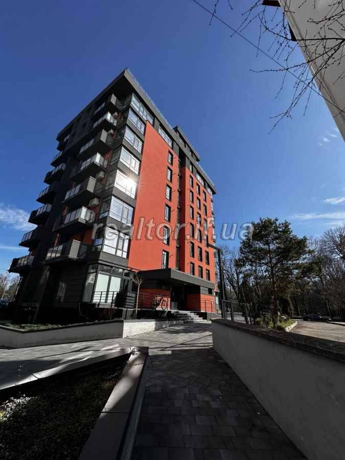 Komfortna_ta_rozkishna_2_kimnatna_kvartyra_premium_klasu_na_berezi_miskoho_ozera_22952_0_1711109430.jpeg