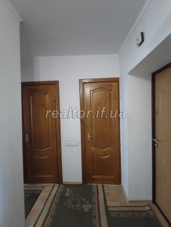 Kvartyra_poruch_Oblasnoyi_Klinichnoyi_Likarni_22807_6_1703170331.jpeg