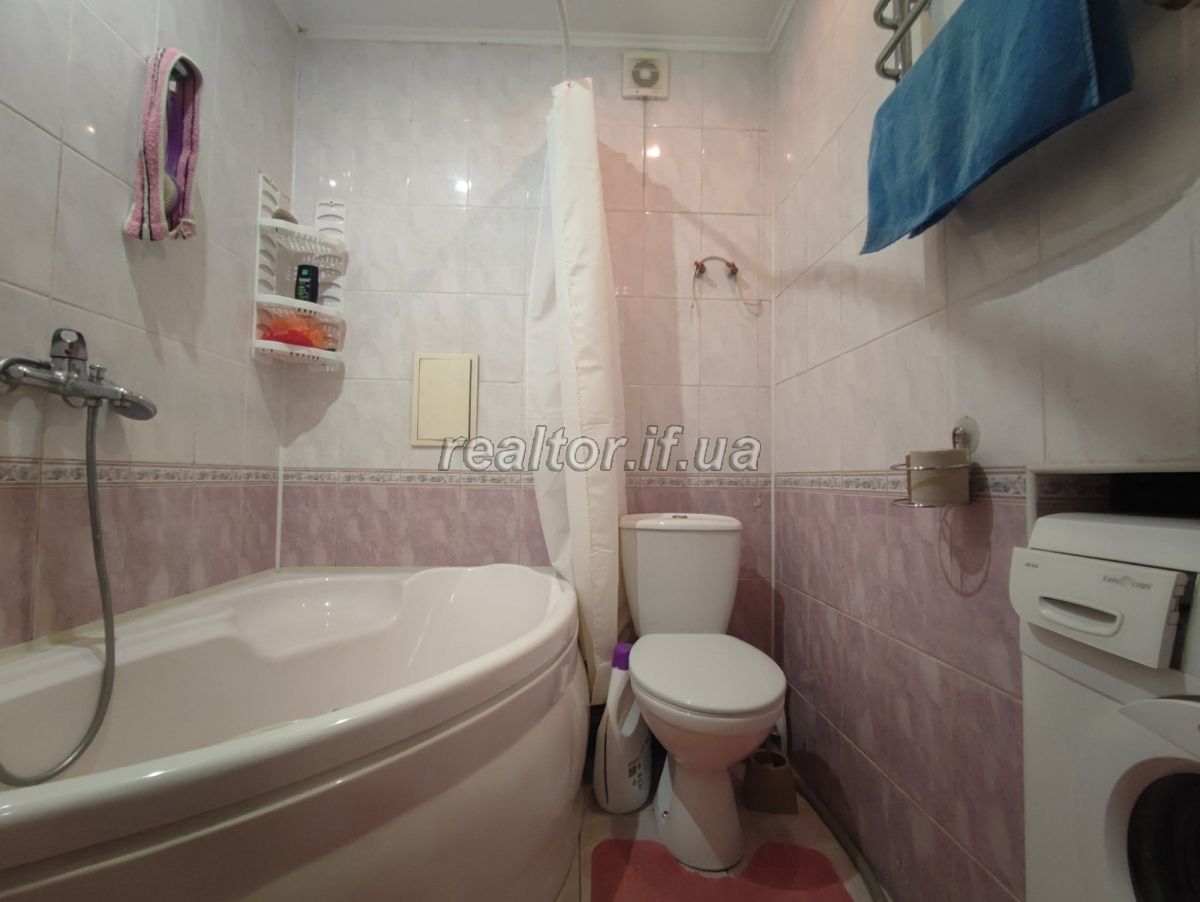 Kvartyra_poruch_Oblasnoyi_Klinichnoyi_Likarni_22807_8_1703170331.jpeg