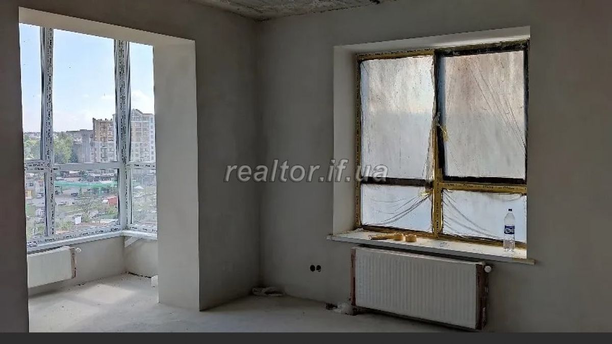 Квартира в новобудові в районі Льодової Арени з частковим ремонтом