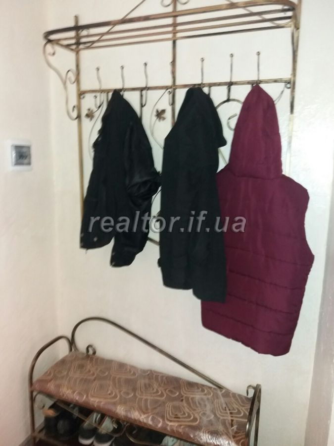 Kvartyra_v_novomu_budynku_z_remontom_ta_meblyamy_po_vulytsi_Yuliana_Tselevycha_13901_4_1506081382.jpg