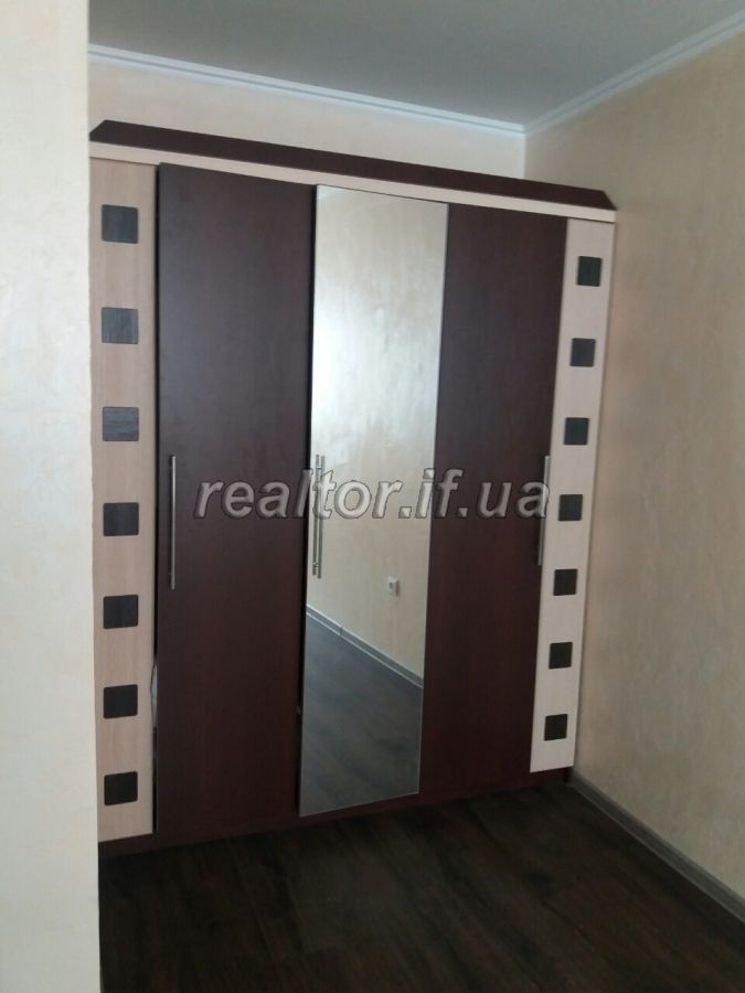 Kvartyra_v_novomu_budynku_z_remontom_ta_meblyamy_po_vulytsi_Yuliana_Tselevycha_13901_5_1506081382.jpg