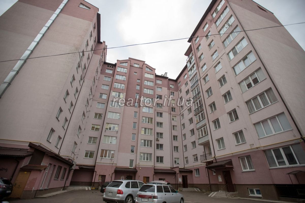 Kvartyra_v_novomu_obzhytomu_budynku_v_zhulomu_rozvynutomu_mikroraioni_po_vulytsi_Symonenka_16201_15_1553884242.jpg