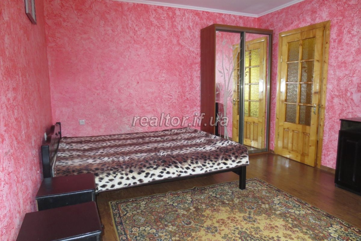 Kvartyra_v_novomu_obzhytomu_budynku_z_remontom_ta_tekhnikoyi_po_vulytsi_Halytska_16126_10_1552995476.jpg