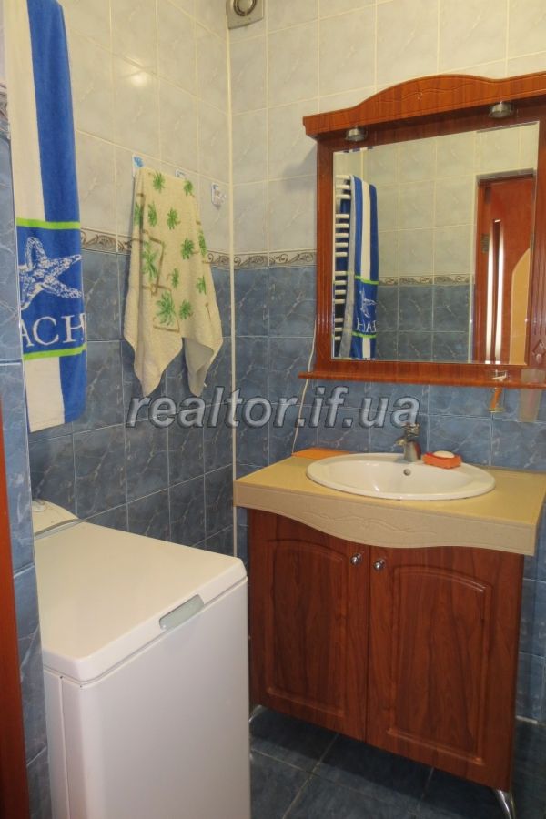 Kvartyra_v_orendu_po_vulytsi_Kurinnoho_Chornoty_15111_13_1580211766.jpg