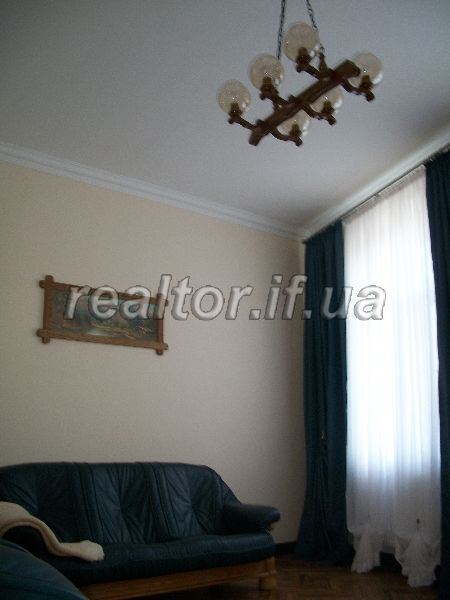 Kvartyra_v_orendu_z_yevroremontom_na_dovhotryvalyi_termin_7007_7_1413552274.jpg
