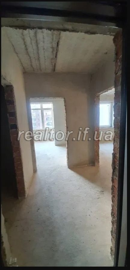 Kvartyra_v_tsentri_mista_na_serednomu_poversi_u_zdanii_novobudovi_18371_4_1598430003.jpg