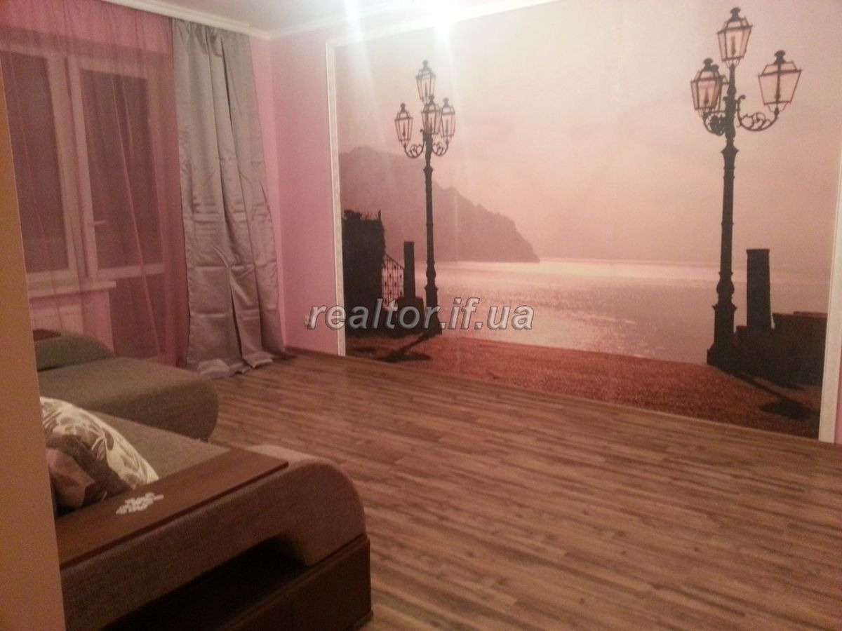 Kvartyra_v_tsentri_mista_poruch_miskoho_ozera_na_vulytsi_Mazepy_22314_3_1680272907.jpeg