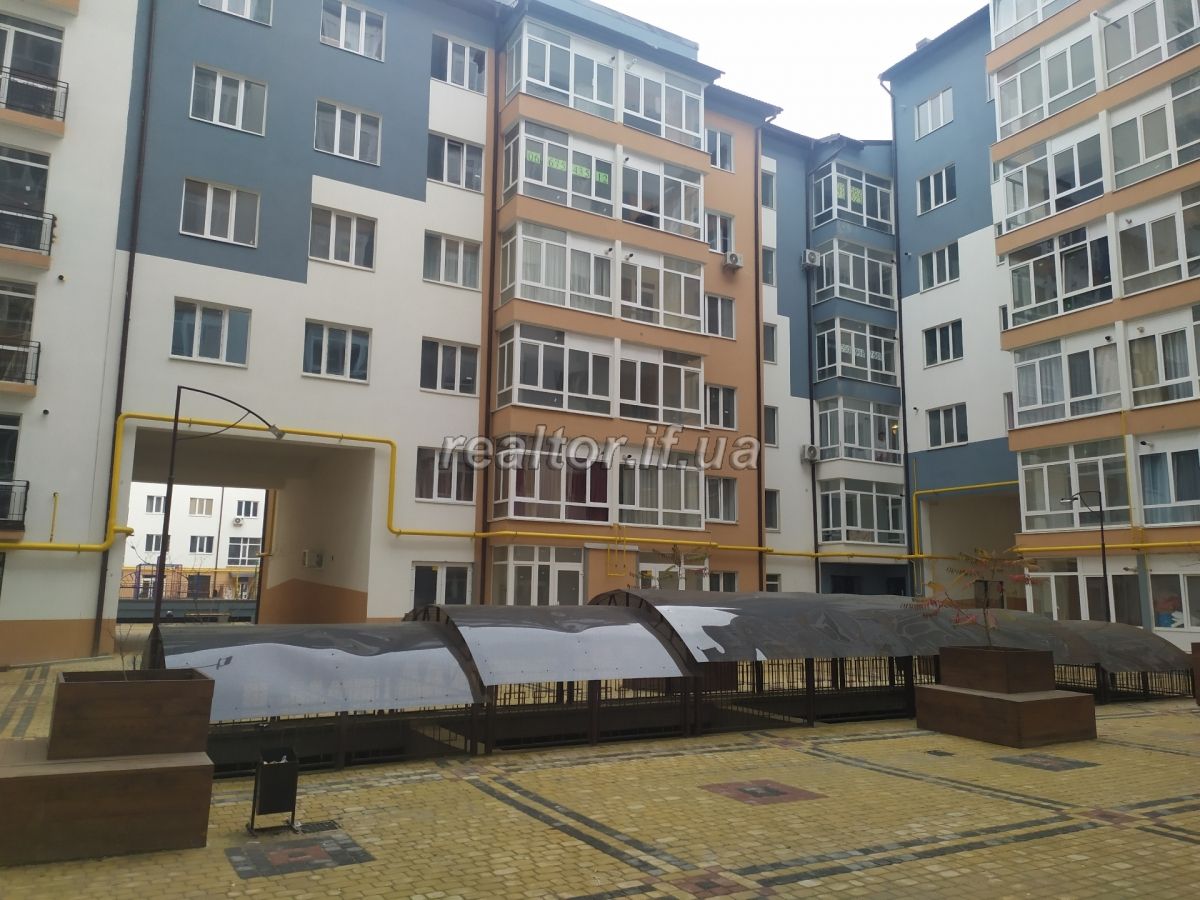 Kvartyra_v_tsentri_mista_v_novozbudovanomu_budynku_na_vulytsi_Melnyka_17484_2_1577192659.jpg