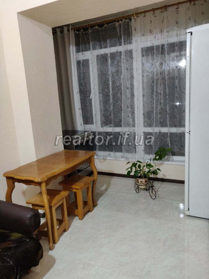 Kvartyra_v_tsentri_mista_v_novozbudovanomu_budynku_na_vulytsi_Melnyka_17484_6_1577115113.jpg