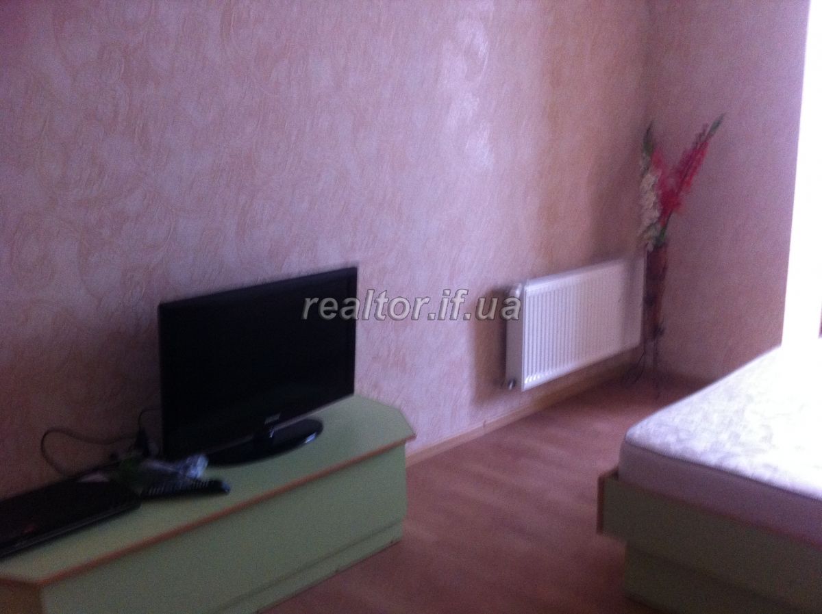 Kvartyra_v_tsentri_mista_vulytsya_Kurinnoho_Chornoty_22741_2_1699965599.jpeg