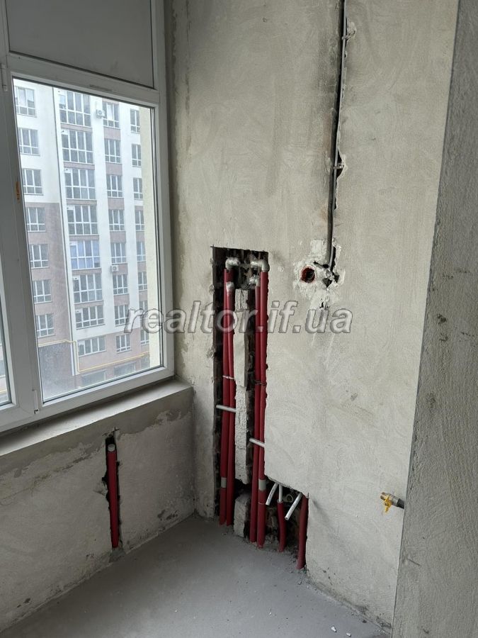 Kvartyra_v_zdanomu_budynku_poruch_z_parkom_22655_6_1696941485.jpeg
