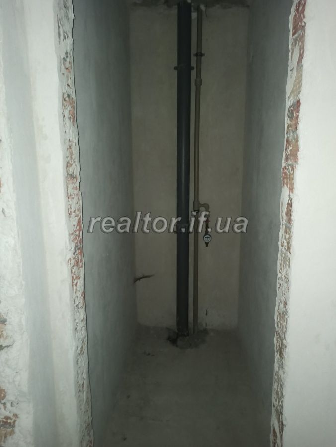 Kvartyra_v_zdanomu_i_obzhytomu_budynku_vid_nadiinoho_zabudovnyka_Vambud_21064_1_1638798524.jpeg