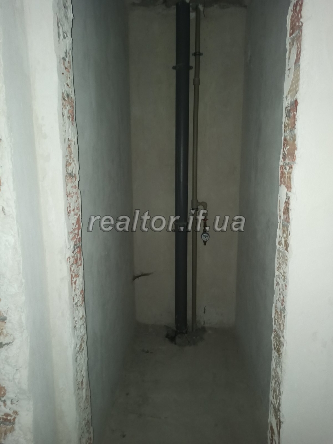 Kvartyra_v_zdanomu_i_obzhytomu_budynku_vid_nadiinoho_zabudovnyka_Vambud_21064_1_1638798527.jpeg