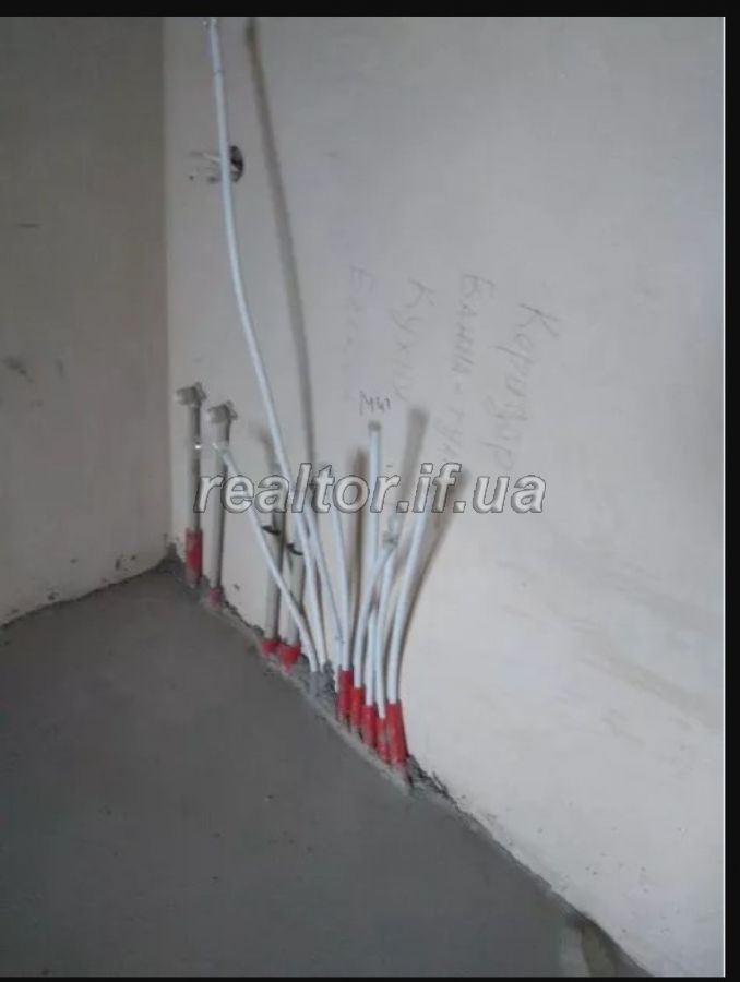 Kvartyra_z_chornovym_remontom_po_vulytsi_Stusa_15520_5_1541162678.jpg
