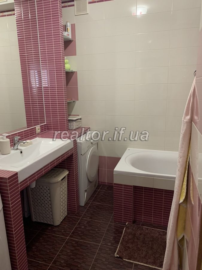 Kvartyra_z_remontom_ta_meblyamy_v_novomu_budynku_po_vulytsi_Symonenka_12036_6_1674230728.jpeg