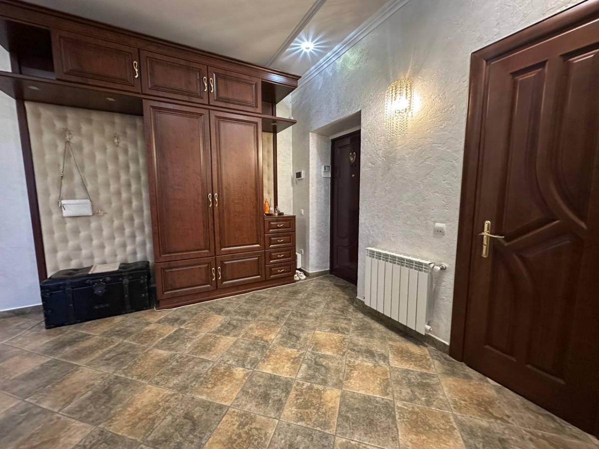 Kvartyra_z_remontom_v_obzhytii_novobudovi_yaka_mezhuye_z_parkom_Shevchenka_23986_13_1755244670.jpeg