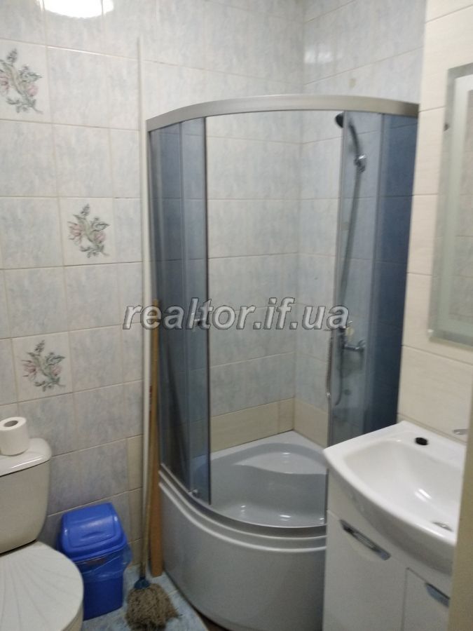 Kvartyra_z_remontom_v_prytsentralnii_chastyni_mista_po_vulytsi_Kupchynskoho_17558_9_1579860387.jpg