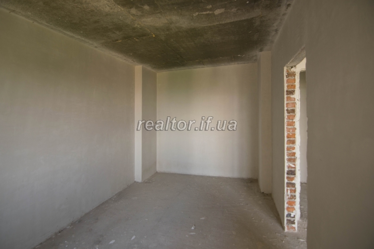Kvartyry_v_elitnomu_budynku_v_tsentri_mista_16551_13_1560944003.jpg