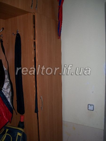 Odnokimnatna_kvartyra_na_orendu_v_novobudovi_poruch_Akvaparku_ta_Lodovoyi_Areny_8229_6_1430902760.jpg