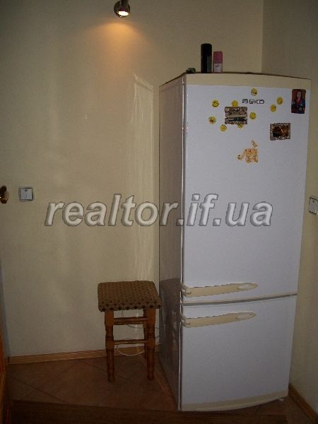 Odnokimnatna_kvartyra_na_orendu_v_novobudovi_poruch_Akvaparku_ta_Lodovoyi_Areny_8229_7_1430902761.jpg