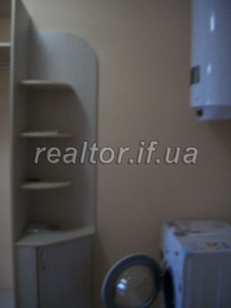 Orenda_3-okh_kimnatnoyi_kvartyry_dlya_poryadnykh_lyudei_na_dovhotryvalyi_termin_7839_7_1426170995.jpg