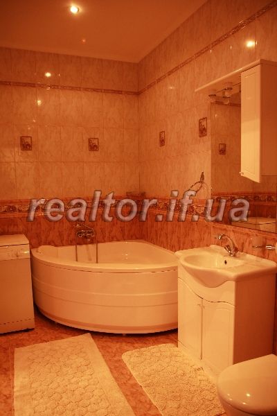 Orenda_Elitnoyi_kvartyry_v_Ivano-Frankivsku_Orenda_kvartyr_v_novobudovi_4606_12_1371045958.jpg