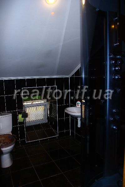 Orenda_Elitnykh_kvartyr_v_Ivano-Frankivsku_Dvorivneva_kvartyra_v_orendu_4856_6_1382088852.jpg