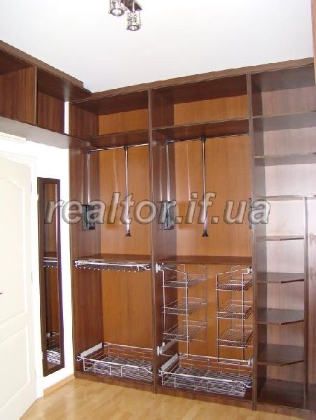 Orenda_elitnoho_osobnyaka_v_misti_Ivano-Frankivsk_9072_10_1448447011.jpg