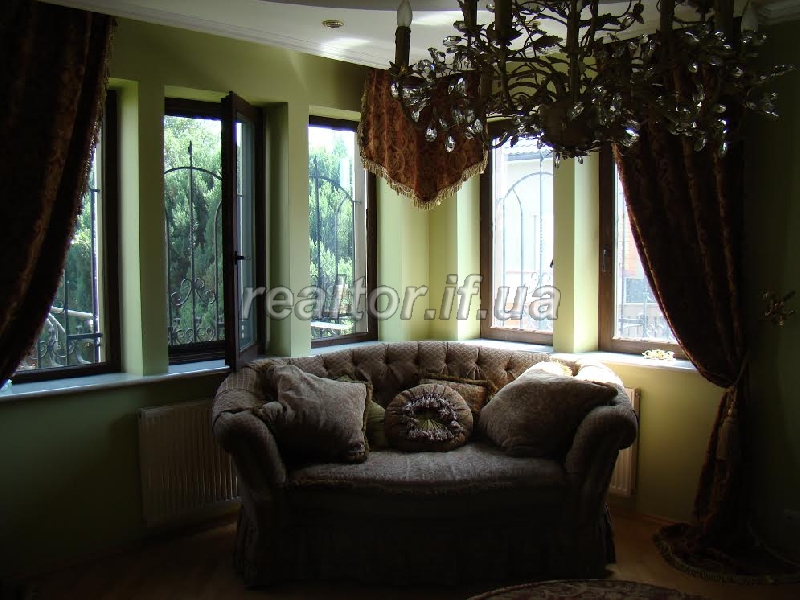 Orenda_elitnoho_osobnyaka_v_misti_Ivano-Frankivsk_9072_7_1448447011.jpg