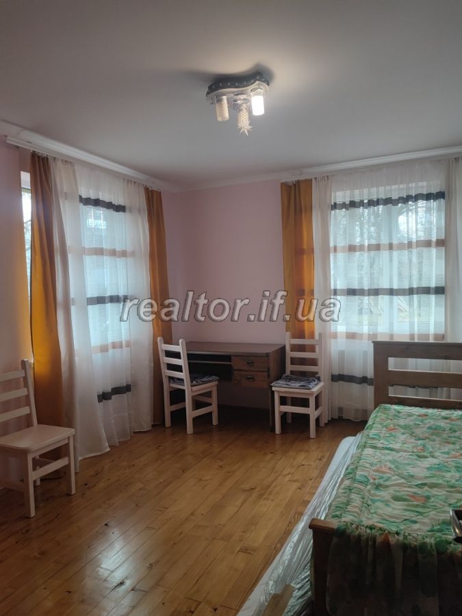 Orenda_harnoho_budynku_z_harazhem_poruch_Ivano_Frankivska_22874_21_1710929326.jpeg