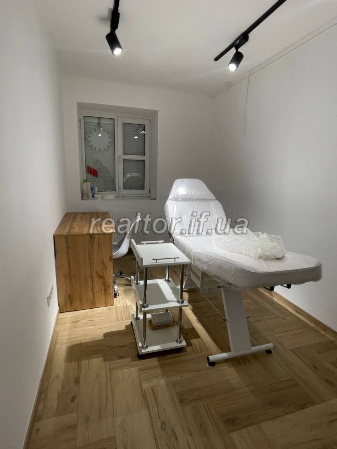Orenda_hotovoho_salonu_krasy_z_meblyamy_ta_obladnannyam_22465_1_1686913435.jpeg